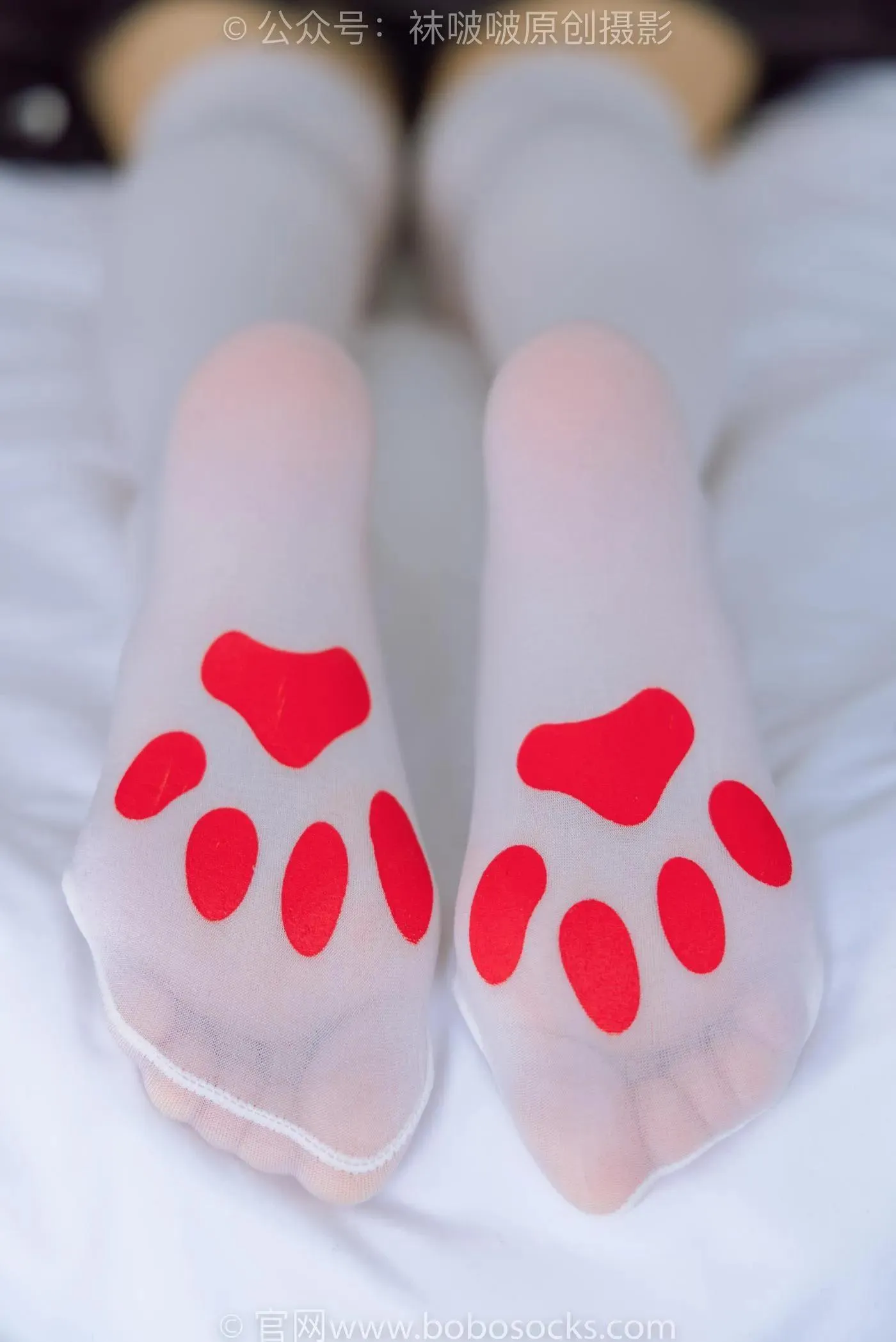 [BoBoSocks袜啵啵]NO.177 稚予-皮鞋、厚白丝（脚底猫爪印款） [140P]插图5